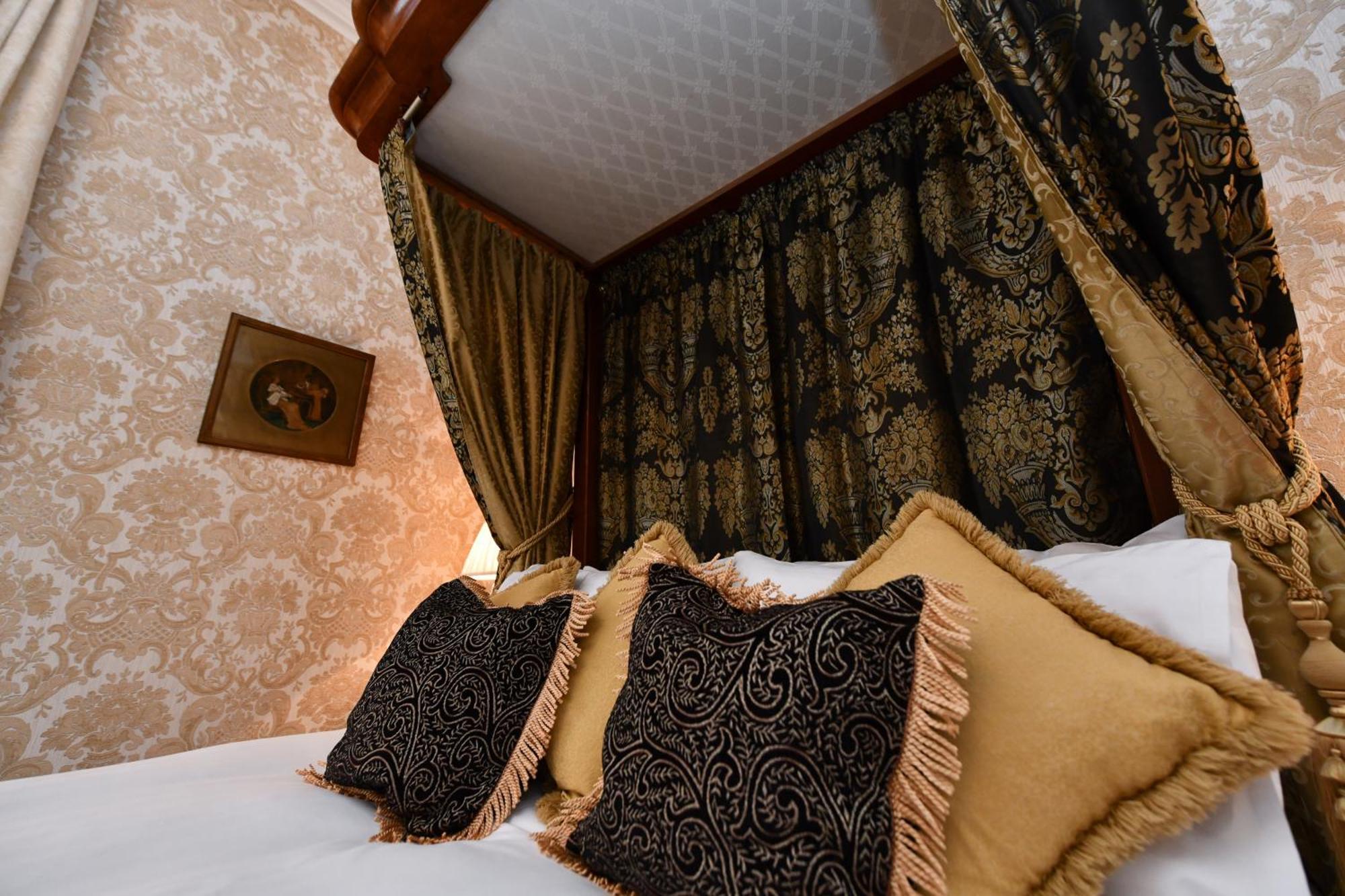 The Townhouse Ayr - Luxury B&B - Adults Only Eksteriør bilde